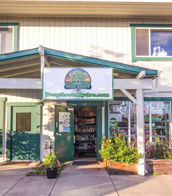 Deep Roots Hydroponics - Hydroponic Garden Supply Store